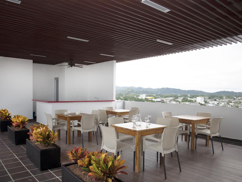 Hotel Cinco Montería Extérieur photo