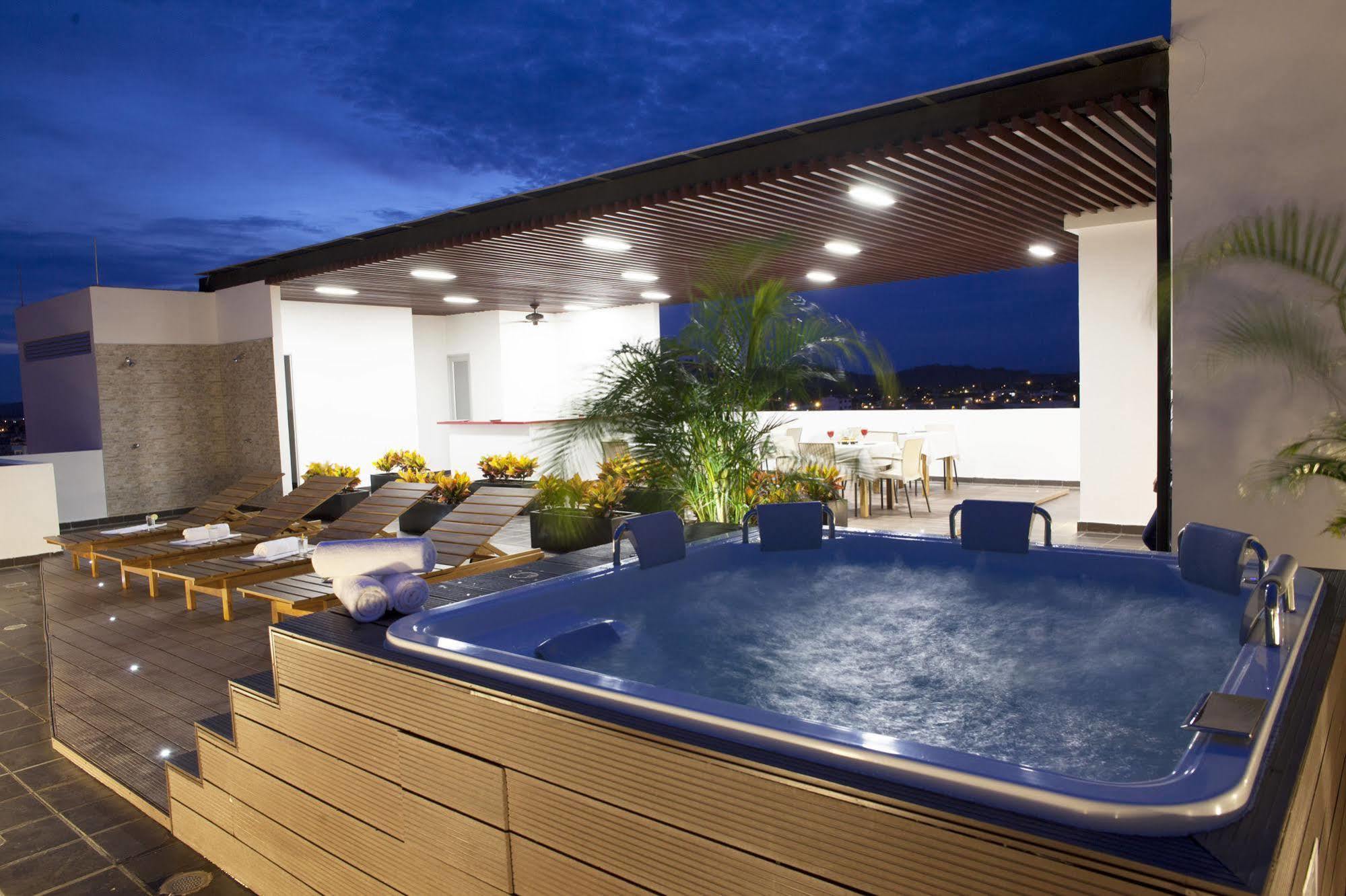Hotel Cinco Montería Extérieur photo